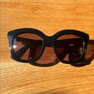 Elizabeth and James Oversized Sunglasses